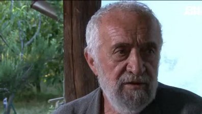 Христо Илиев - Чарли в поредицата "Умно село": "Животът е едно кратко гости"