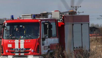 Стотици декари ечемик и пшеница изгоряха при пожар в две села