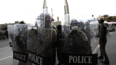 Бивш полицай откри стрелба в детски център в Тайланд, най-малко 35 души са убити