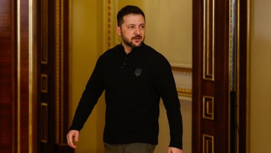  Володимир Зеленски подписа закон за закупуване на реактори от България