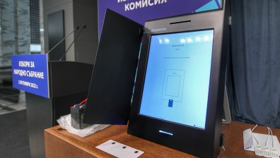 Все още няма разрешения за изборни секции в Германия, Канада, Италия и Австрия