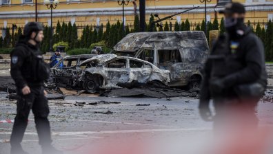 Русия мобилизира войски в Херсон, готви се за сериозна защита