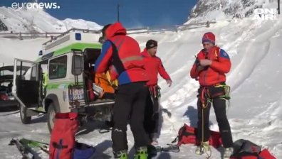 Лавина уби четирима в Алпите, сред тях две деца