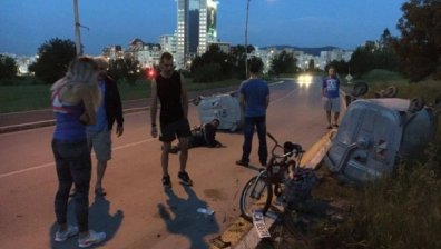 Джип блъсна пешеходец и избяга