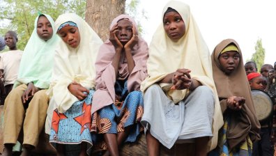 Освободиха 27 деца и 15 учители в Нигерия, били отвлечени преди 10 дни
