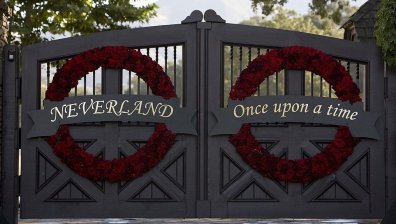 Последният дом на Майкъл Джексън: Имението "Невърленд", в което издъхна Краля на попа