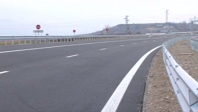 Министри и кметове откриха 24 км от АМ "Струма"