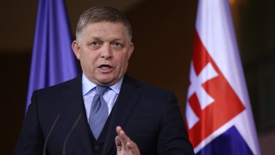 Медиците, лекуващи Фицо: Състоянието му се подобрява, но остава под грижите ни