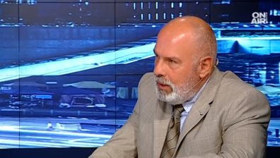 Има голяма липса на доверие между Турция и Запада