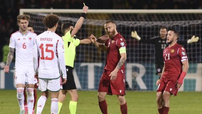 Сблъсъци между фенове и полиция в Ереван, арестуваха 32-ма преди квалификацията с Уелс