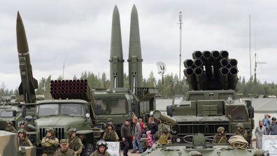 Северна Корея отново изстреля балистични ракети