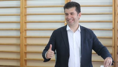 Петков: Гласувах да не предадем надеждата България да е нормална европейска държава