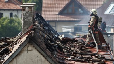 Пожар горя в жилищна сграда в Павлово