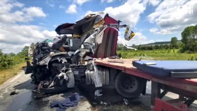 Тежка катастрофа между два ТИР-а в района на Гурково