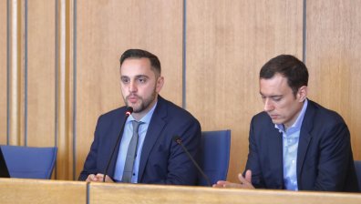 Новият шеф на СОС: Неумишлено са загасени лампите по време на заседанието в четвъртък