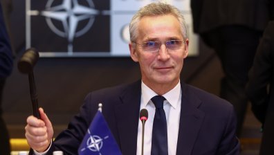 Германски депутат: НАТО се меси в работите на Украйна, за да задоволи лични интереси