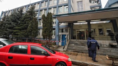 Мъж откри огън по полицейско управление в София