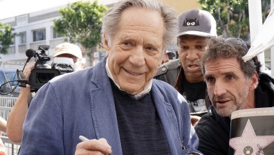 Актьорът Джордж Сегал почина след усложнения при поставяне на байпас