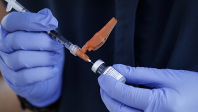 Продаваме и подаряваме - България не успява да употреби ваксините срещу Ковид-19