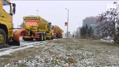 Заради хаоса в неделя: Глоба за снегопочистващата фирма, обслужваща АМ "Струма"