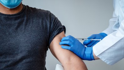AstraZeneca съкращава доставките на ваксината си за ЕС с 60% 