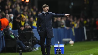 Джерард застава начело на закъсалия "Астън Вила" (+СНИМКА)