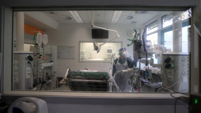 За първи път в Германия почина повторно заразен с коронавирус