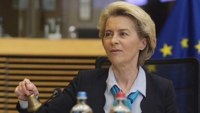 ЕК отпуска средства за бежанците от Украйна, спря европроектите с Русия и Беларус