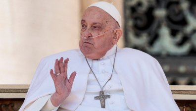 Папа Франциск пропусна процесията в Рим за Разпети петък - какво е състоянието му?