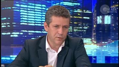 Павел Маринов: Орешарски е поел огромна тежест