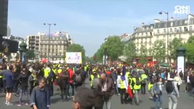 В Деня на труда: Хиляди протестиращи се събраха за годишния марш в Париж