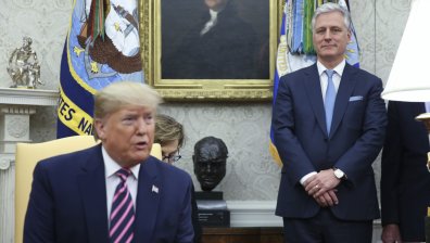 Съветникът на Тръмп по националната сигурност е заразен с Ковид-19