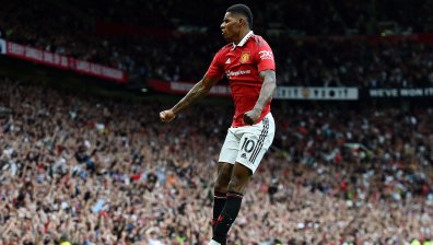 Страхотна новина за "Ман Юнайтед" преди дербито със "Сити"