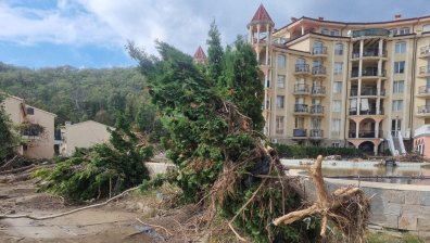 По 15 000 лв. получават наследниците на загиналите при наводненията в Бургаско