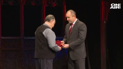 Почести за големия актьор Васил Михайлов!
