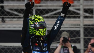 Норис грабна титлата за сезон 2025 във Формула 1 (СНИМКИ + ВИДЕО)