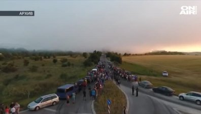 Пожарът в Шишманци е потушен, хората искат референдум