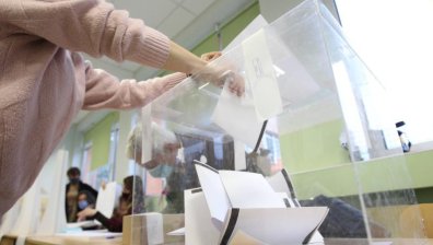 Изтича срокът дипломатите ни да поискат разкриване на секции в чужбина