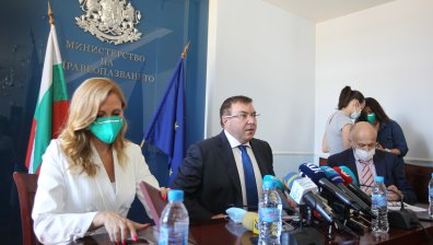 Пресконференция на новия здравен министър