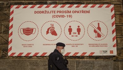 Съд в Чехия отмени задължителните тестове за влизане в страната