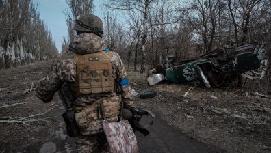 "Вагнер": Украинската армия е все още в Бахмут, не може да се говори за руско настъпление