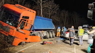 Шофьор загина при тежка катастрофа на пътя Благоевград - ГКПП "Станке Лисичково"