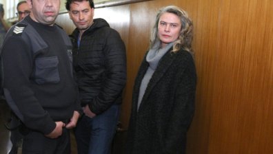 Съдът гледа мярката на Елена Динева - жената на Божков