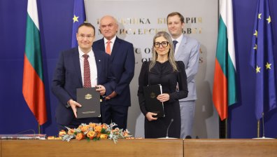 Влакове ще прелитат през страната с до 160 км/ч по договор на МТС