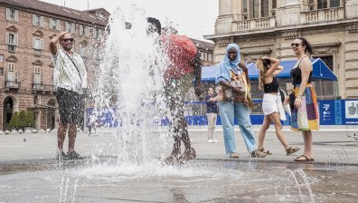Жестоките жеги в Европа продължават - пожари бушуват в Гърция, Италия отчете близо 48°