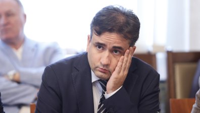 Божанов към прокуратурата: Не бавете искането за имунитета ми