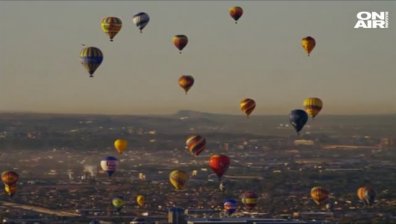 Близо 500 балона полетяха над американския град Албъкърки
