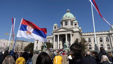 Сръбското правителство излезе в оставка