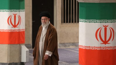 Съпругата на Хаменей е починала от раните си