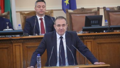 Гуцанов, БСП: Пътищата се превърнаха в нарицателно на корупцията при ГЕРБ